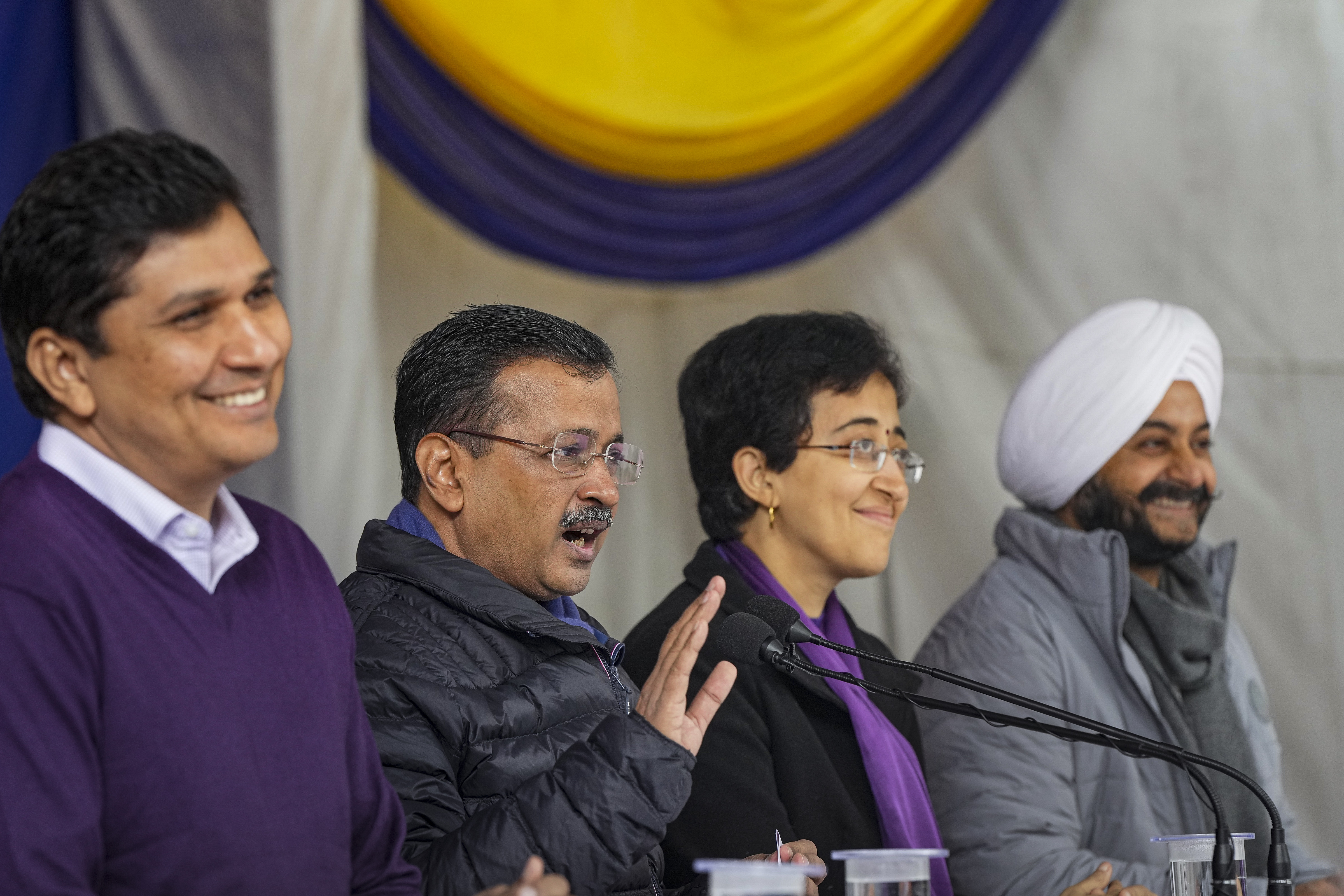 https://salarnews.in/public/uploads/images/newsimages/maannewsimage30122024_165223_arvind kejriwal.jpg